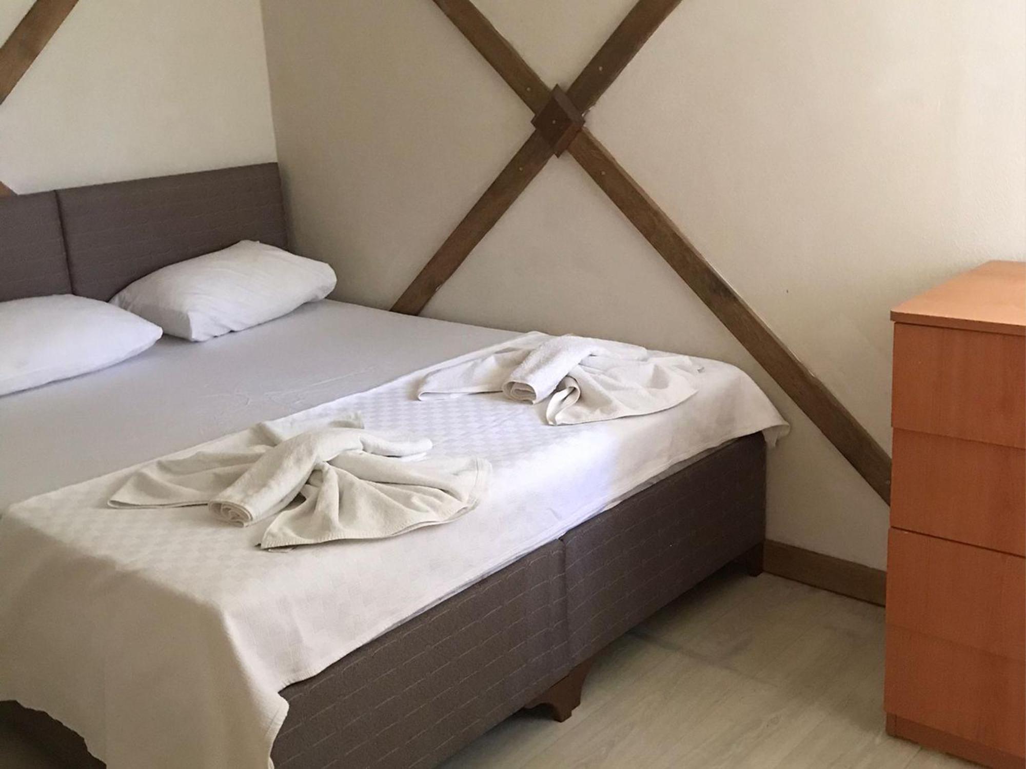 Отель Cicek Evler Tatil Koeyue Армутлу Экстерьер фото